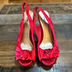 Gorgeous red satin Fioni heels in red with twist top